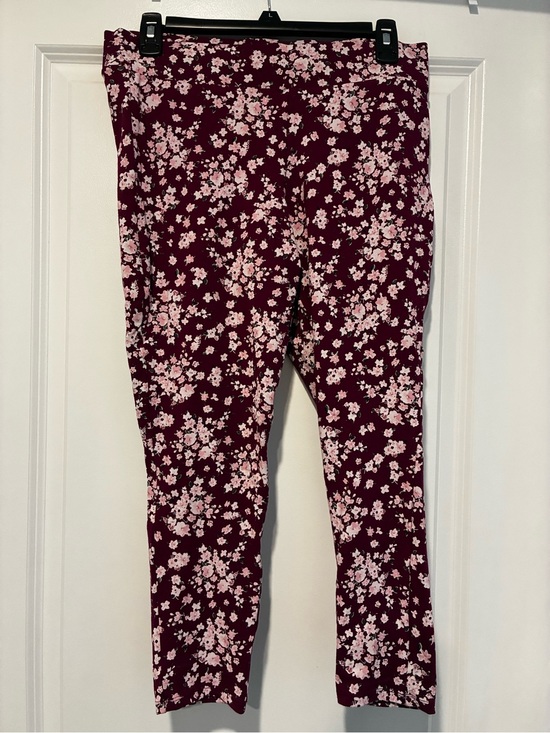 torrid Pants - Torrid Plus Size Women’s Floral Stretch Leggings in Burgundy and Light Pink